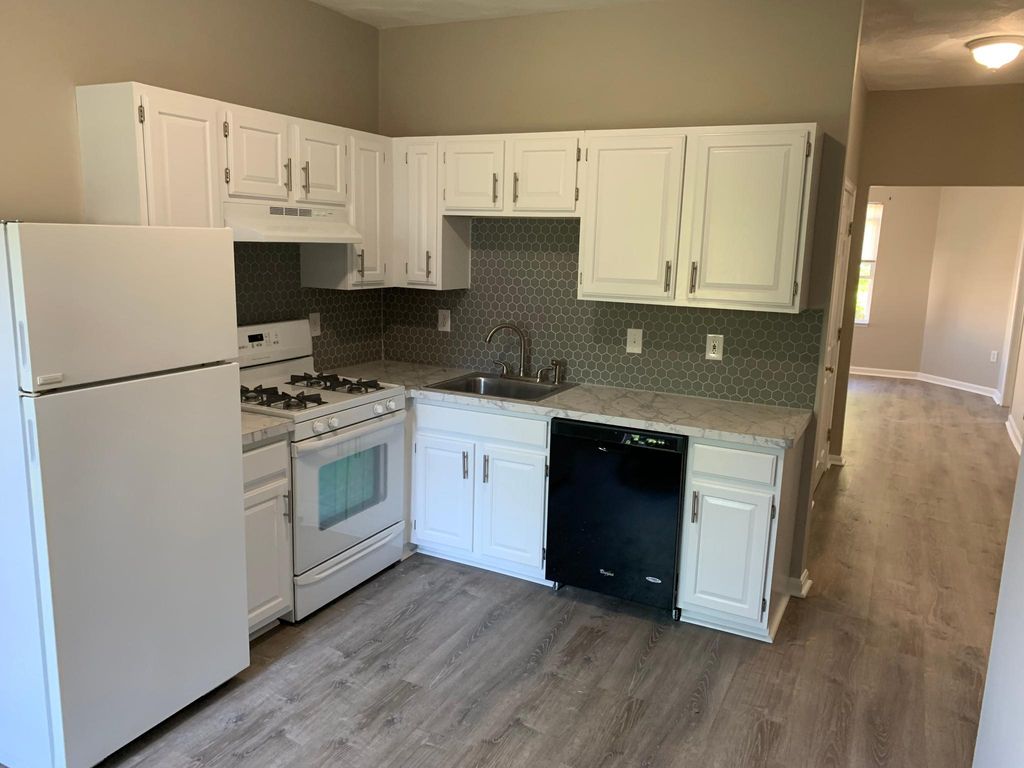 80-2 Holyoke St, Malden, MA 02148