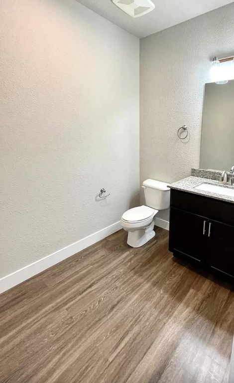 200 S Vine St #102, Urbana, IL 61802