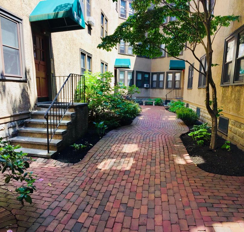 3 Oak Ter #303, Somerville, MA 02143