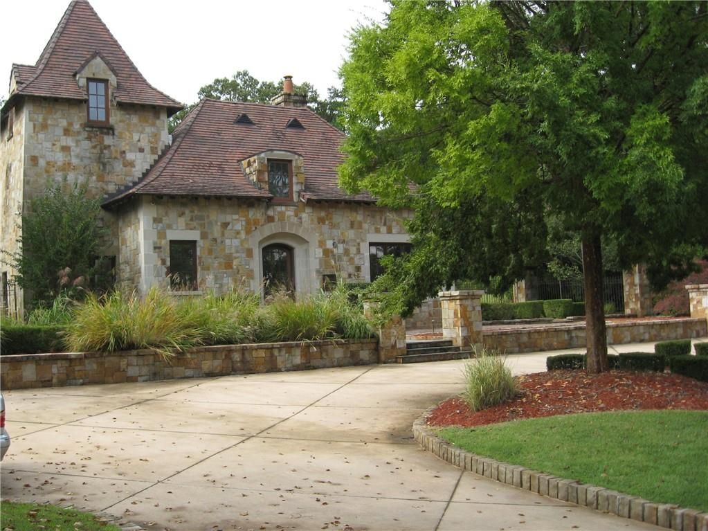 8364 Le Jardin Blvd, South Fulton, GA 30213 Studio SingleFamily Home