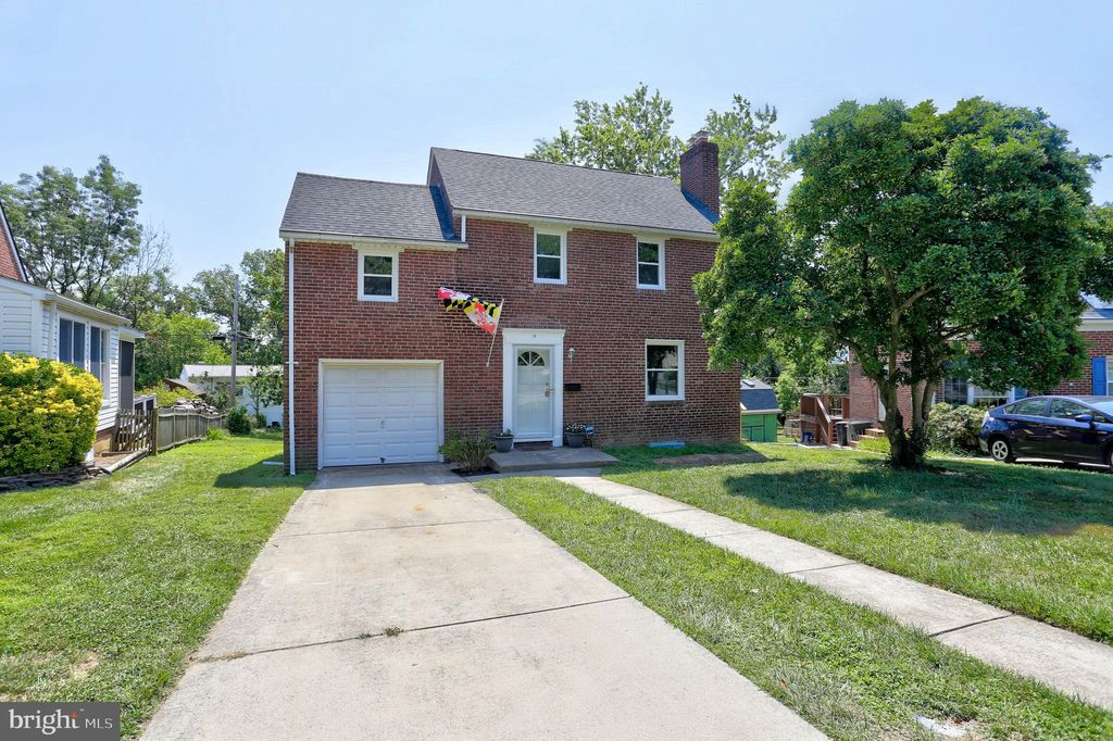19 Tanglewood Rd, Catonsville, MD 21228