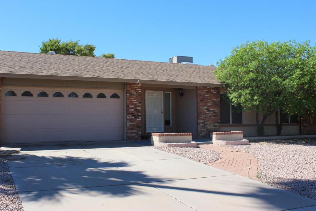 2110 N Tamarisk St, Chandler, AZ 85224