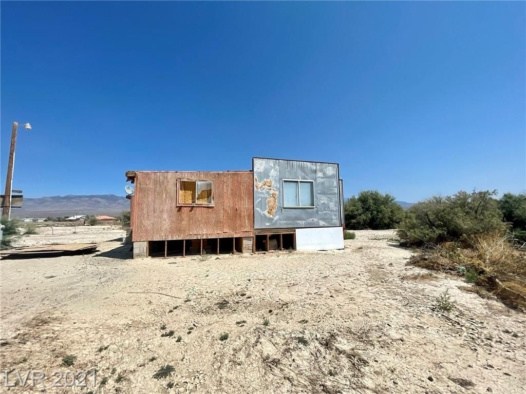 1100 Ricksue St, Pahrump, NV 89060