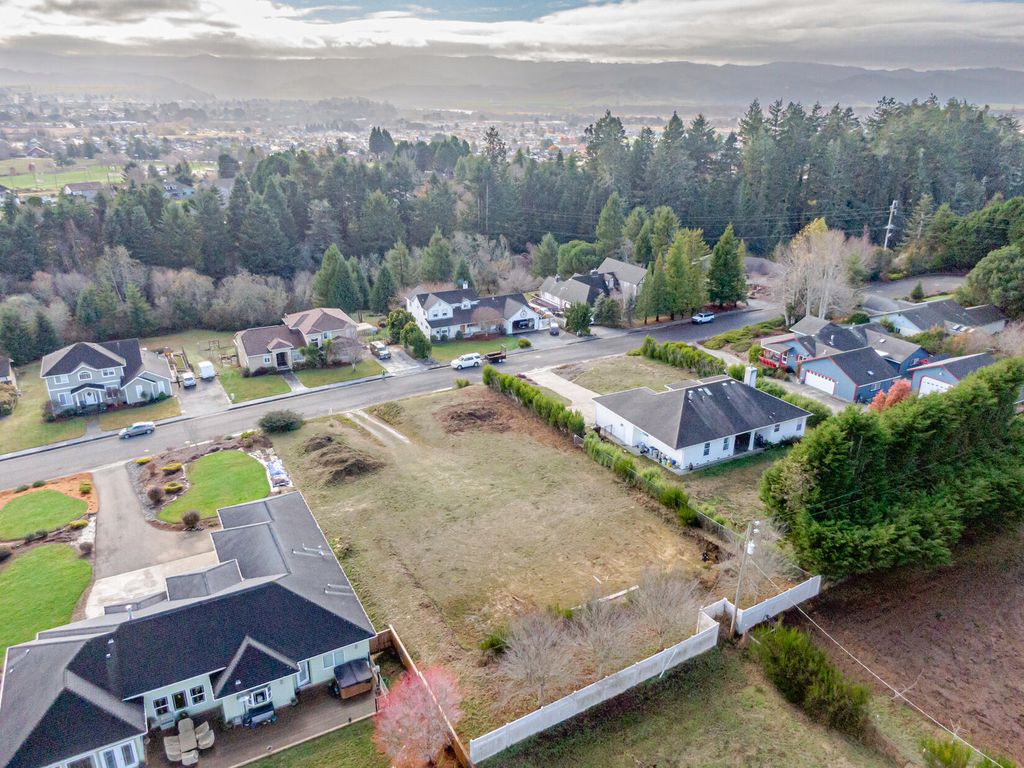 1195 Elizabeth Barcus Way, Fortuna, CA 95540 Trulia