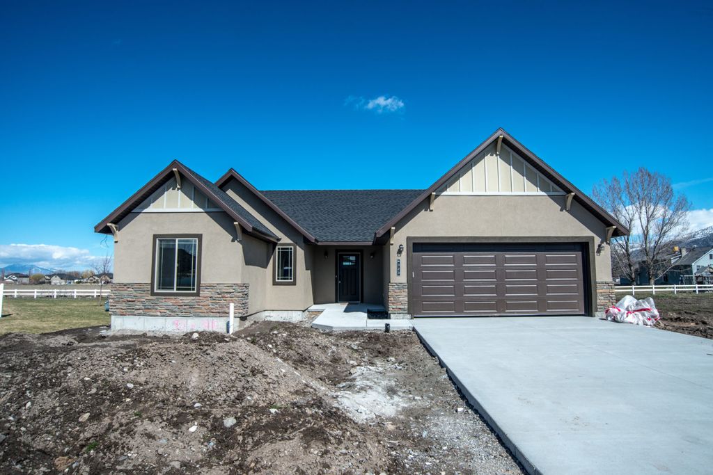 Canyon Plan in Sunset Vista - Elwood | OLO Builders, Elwood, UT 84337