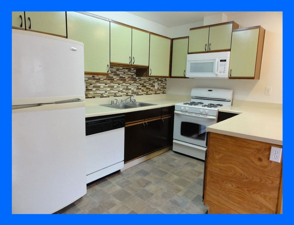 1261 Victor St #110, El Cajon, CA 92021