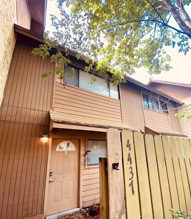 4437 NW 41st Pl, Gainesville, FL 32606
