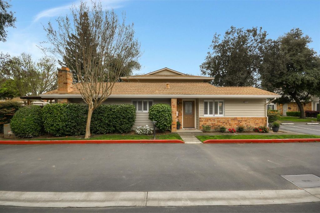 8211 La Riviera Dr, Sacramento, CA 95826 Trulia