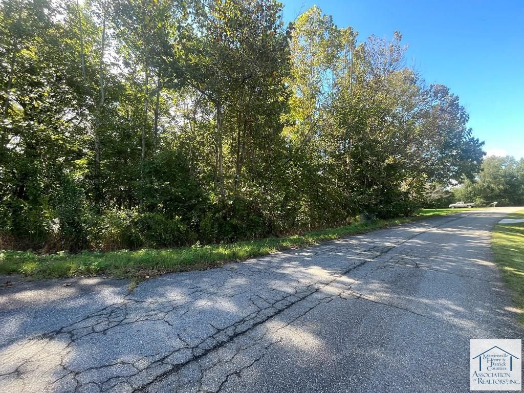Chatmoss Crossing Way, Martinsville, VA 24112 MLS 139773 Trulia