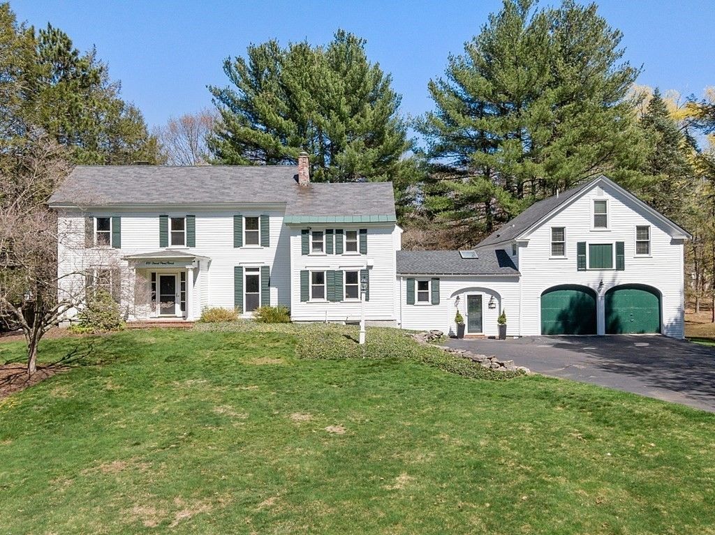 691 Great Pond Rd, North Andover, MA 01845