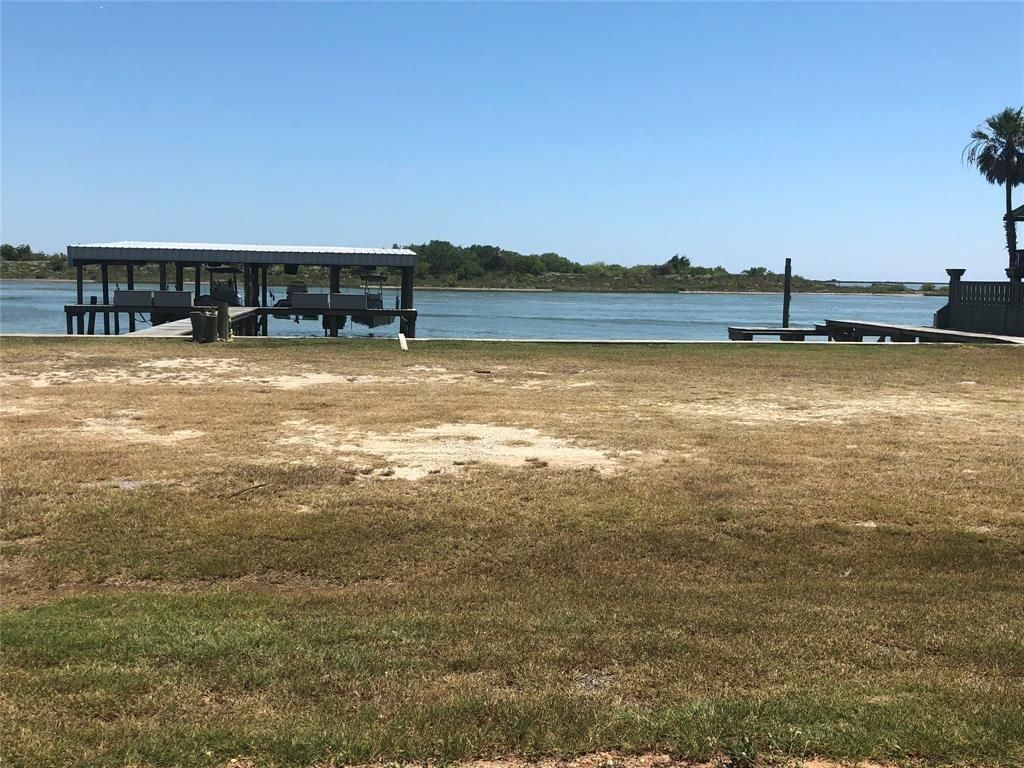 1109 W Water St, Port O Connor, TX 77982 Trulia
