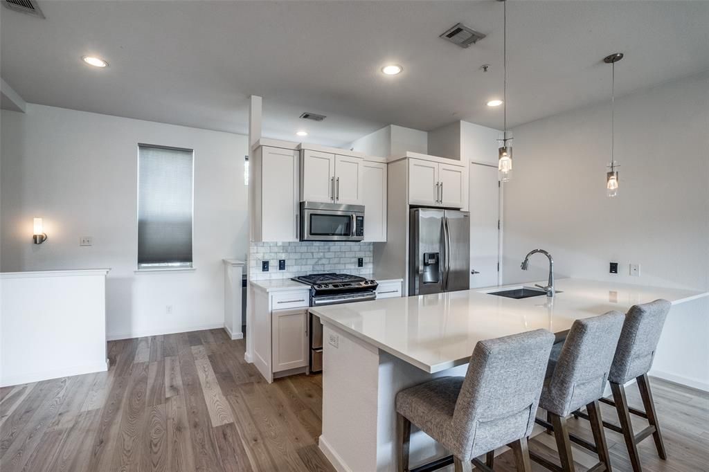 5807 Hudson St #3, Dallas, TX 75206