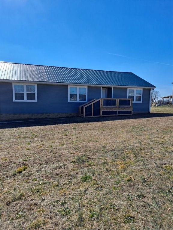 112 Kims Ct, Russellville, KY 42276