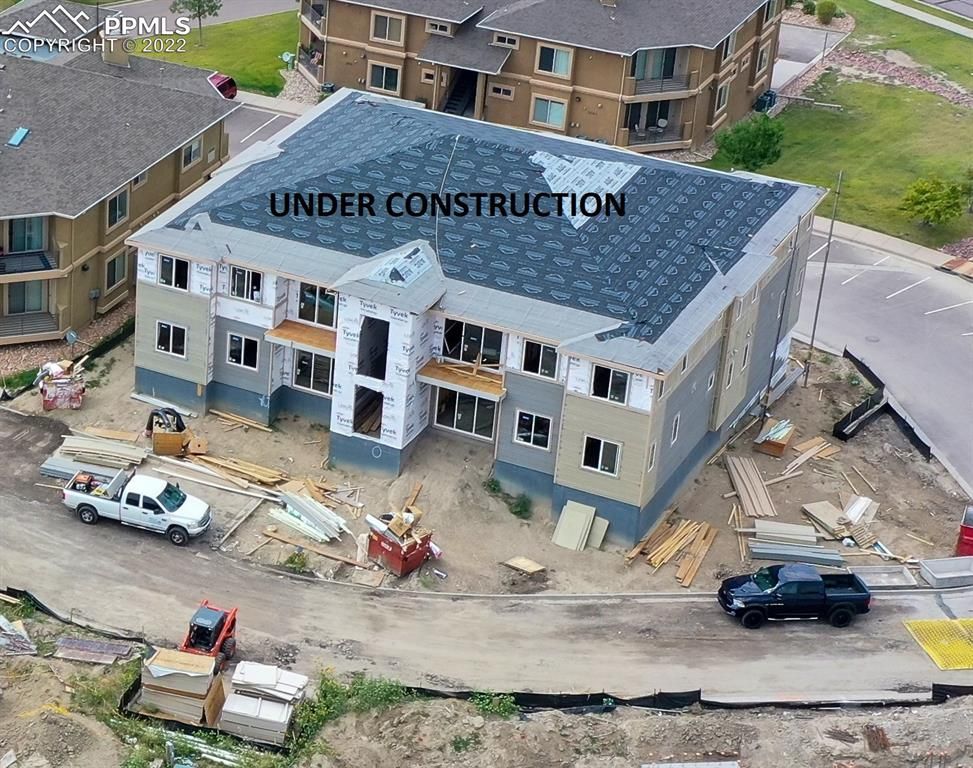 3760 Presidio Poin #101, Colorado Springs, CO 80920