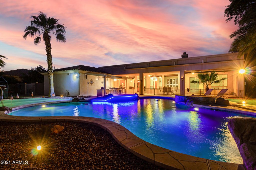367 E Hampton Ln, Gilbert, AZ 85295