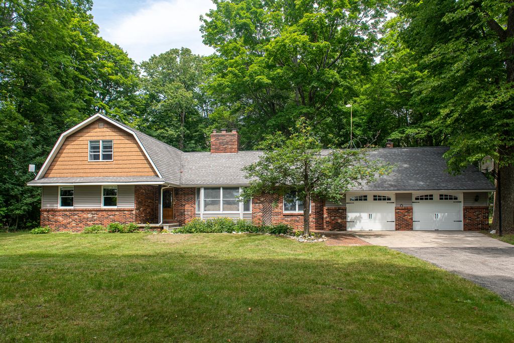 5619 Twin Lakes Rd, Cheboygan, MI 49721 Trulia