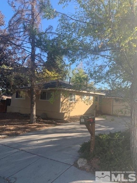 2140 Arcane Ave, Reno, NV 89503