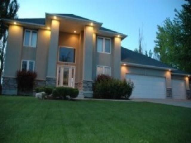 83 E Shepard Ln, Kaysville, UT 84037