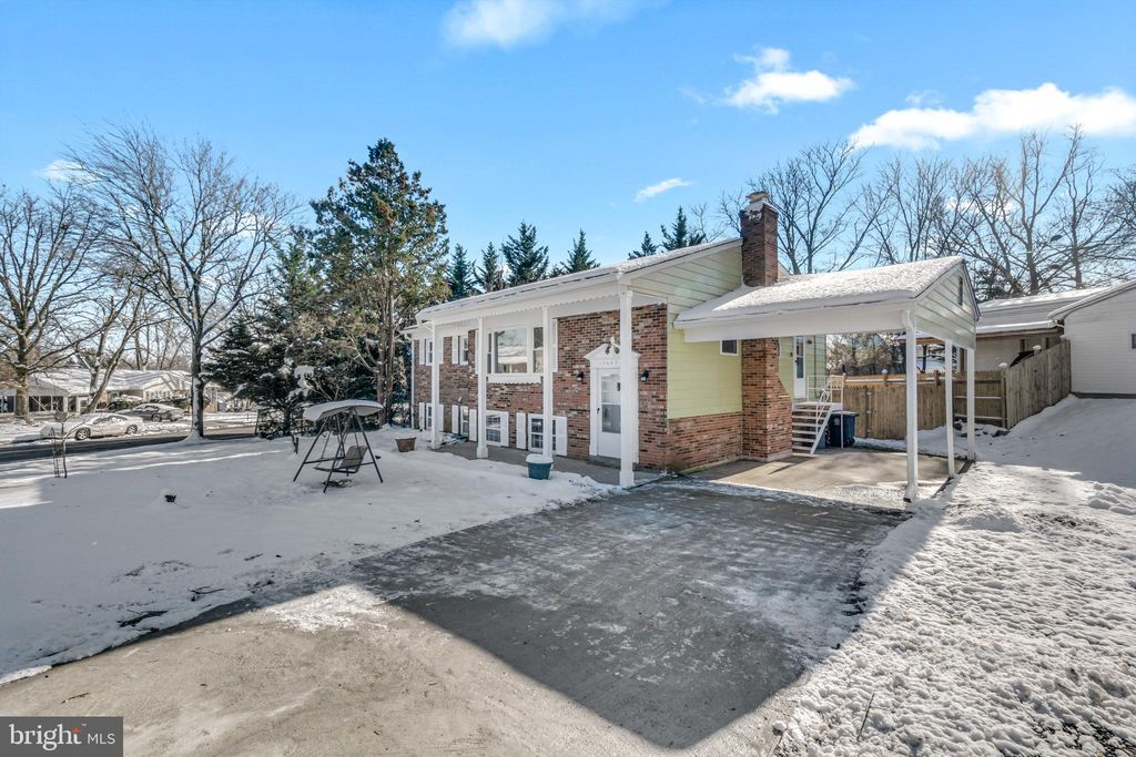 15602 Bounds Ave, Laurel, MD 20707