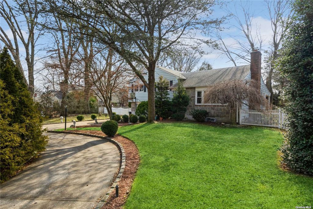 82 E Williston Avenue, Williston Park, NY 11596 Trulia