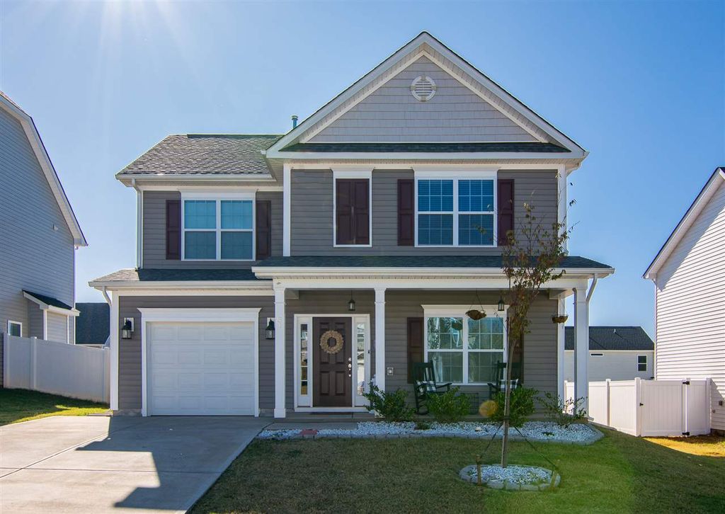 84 W  Falcon Ct, Clayton, NC 27520