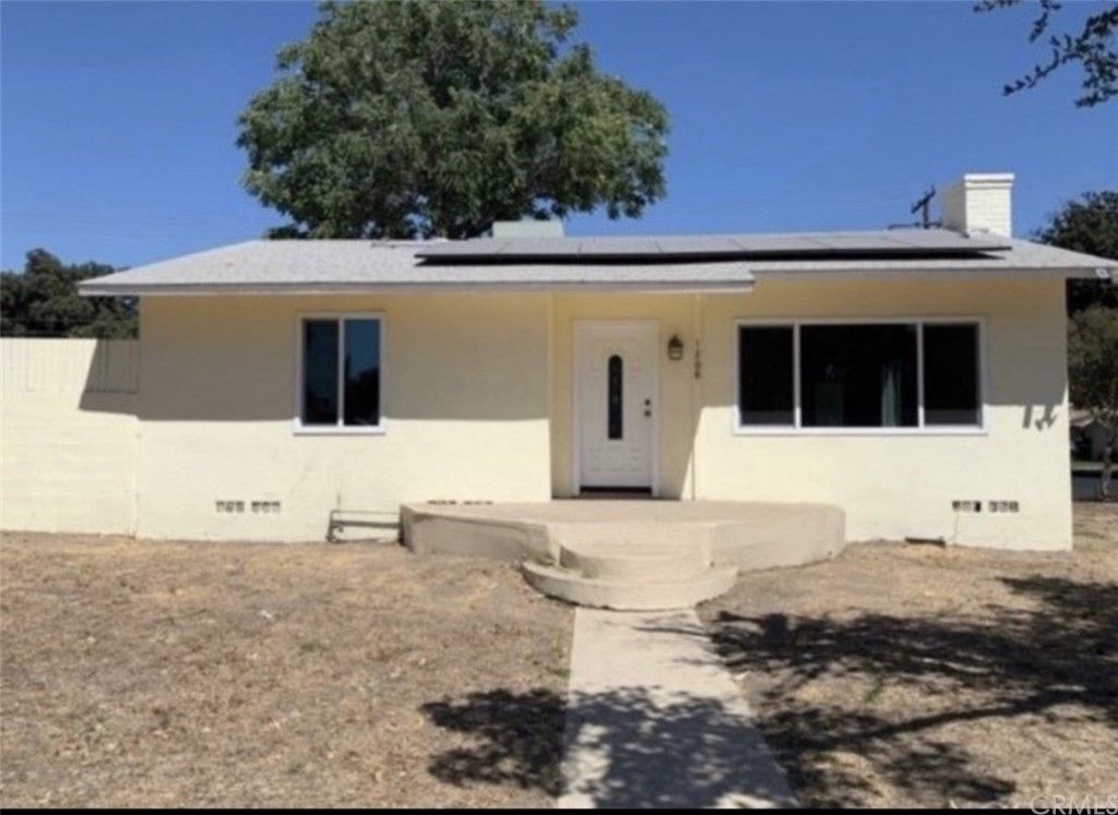 1208 W 27th St, San Bernardino, CA 92405