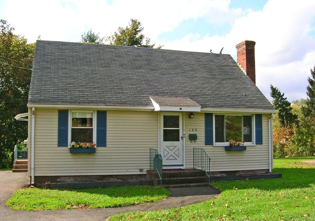 129 Newfield St, Middletown, CT 06457