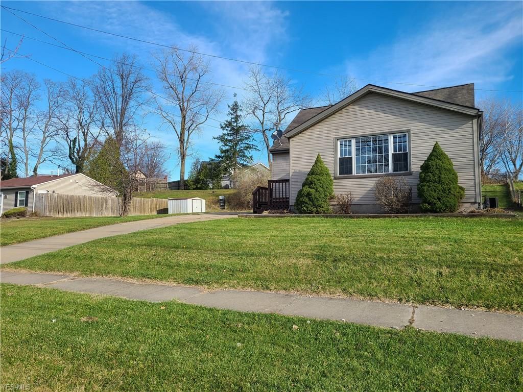 1136 High St, Fairport Harbor, OH 44077 3 Bed, 2 Bath SingleFamily