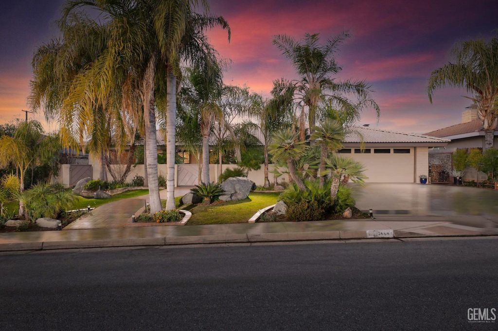 3608 Christmas Tree Ln, Bakersfield, CA 93306 Trulia