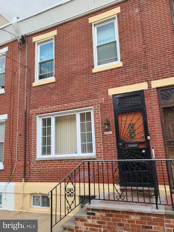 1225 S 22nd St, Philadelphia, PA 19146