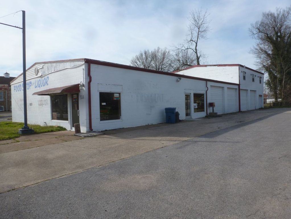 304 E Washington St, Hayti, MO Studio SingleFamily Home 3 Photos