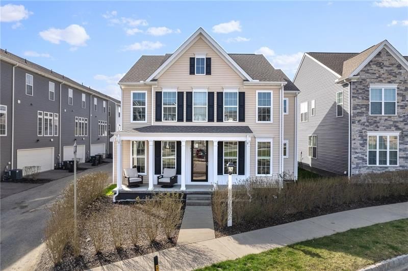 301 Harlequin St, Cranberry Township, PA 16066