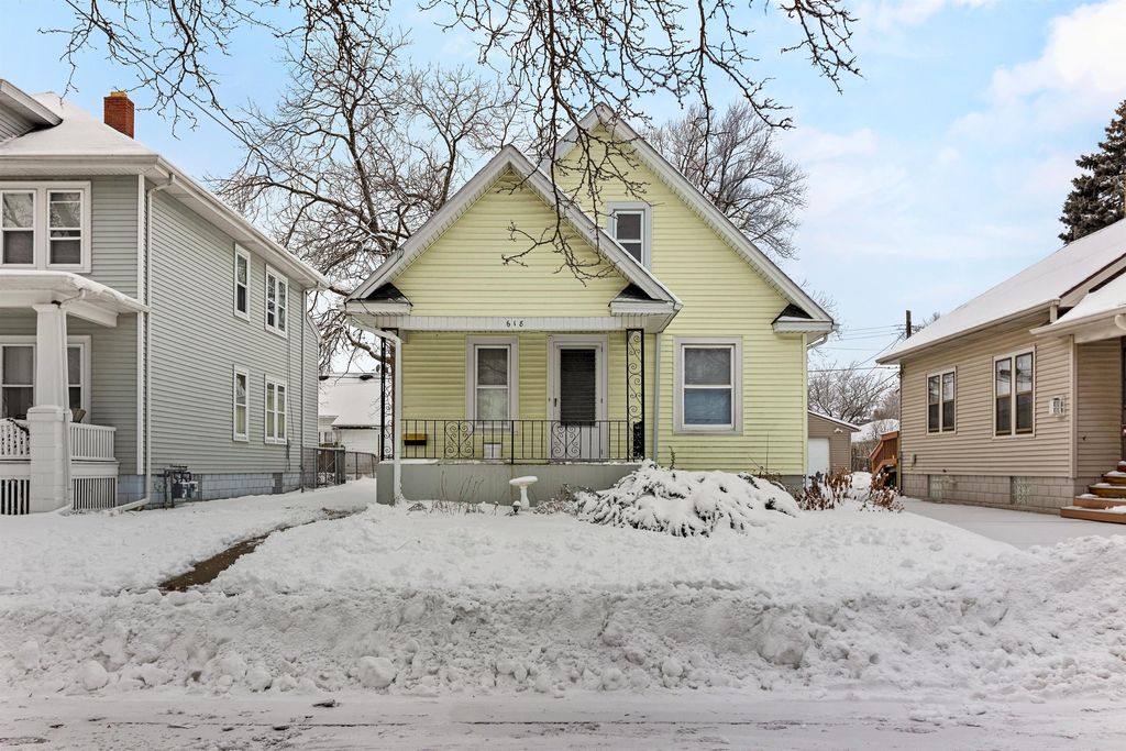 618 Hayes Ave, Racine, WI 53405 Trulia