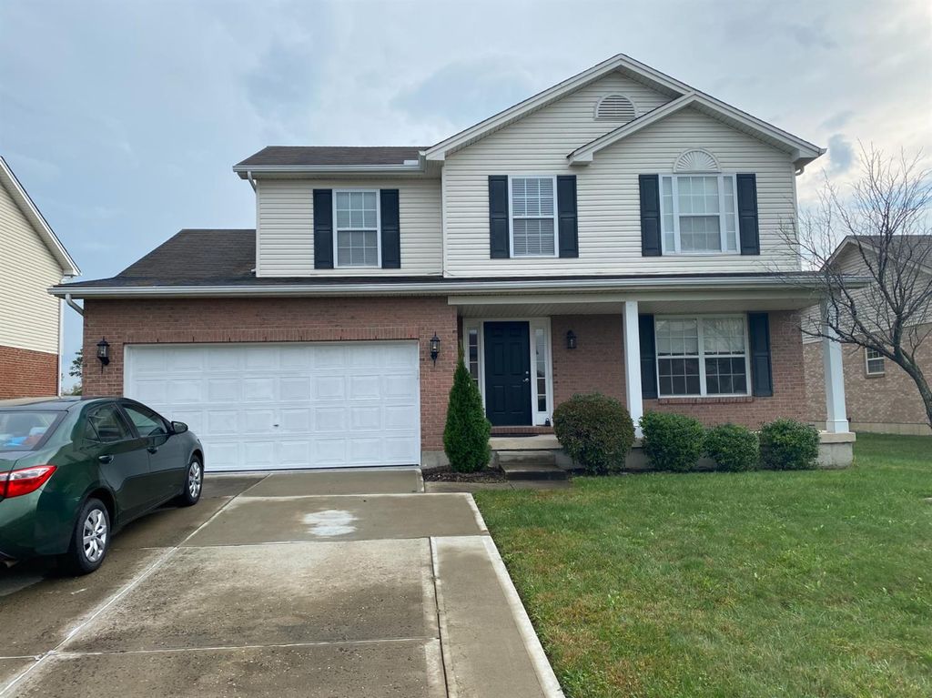 7975 Misty Shore Dr, West Chester, OH 45069