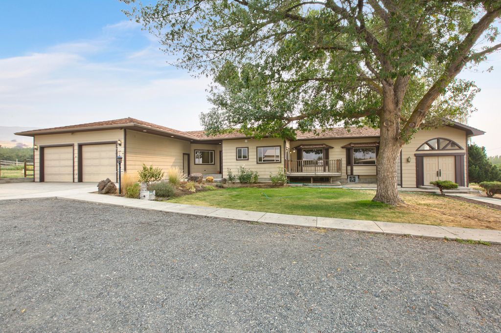 1471 Yakima Valley Hwy, Wapato, WA 98951 Trulia