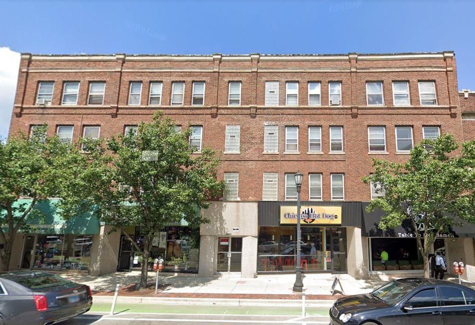 1009 Davis St #34, Evanston, IL 60201