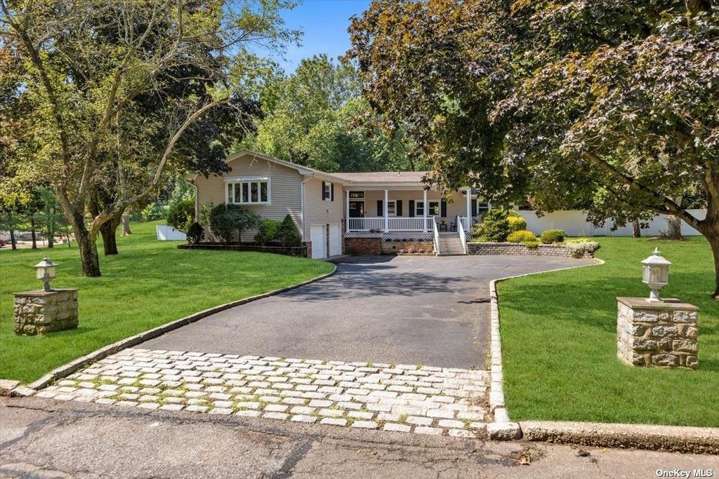 2 Austin Lane, Huntington, NY 11743 See Est. Value, Schools & More