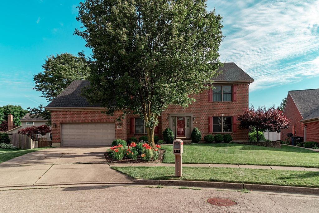 3966 Saddle Ridge Cir, Dayton, OH 45424