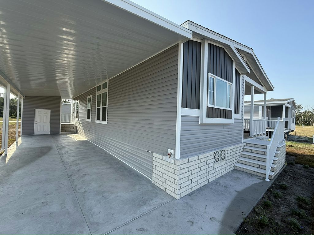 ピアス No.3518 （3518 Campari Drive Site #140, Ellenton, FL