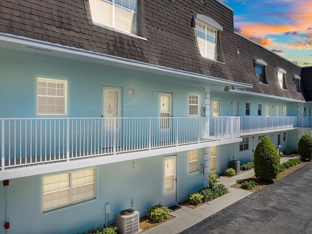 1901 Indian River Blvd #D203, Vero Beach, FL 32960