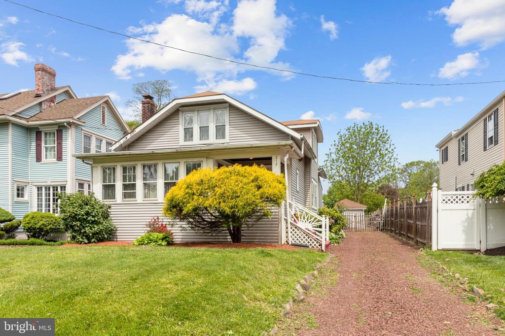 212 W Trenton Ave, Morrisville, PA 19067 Trulia