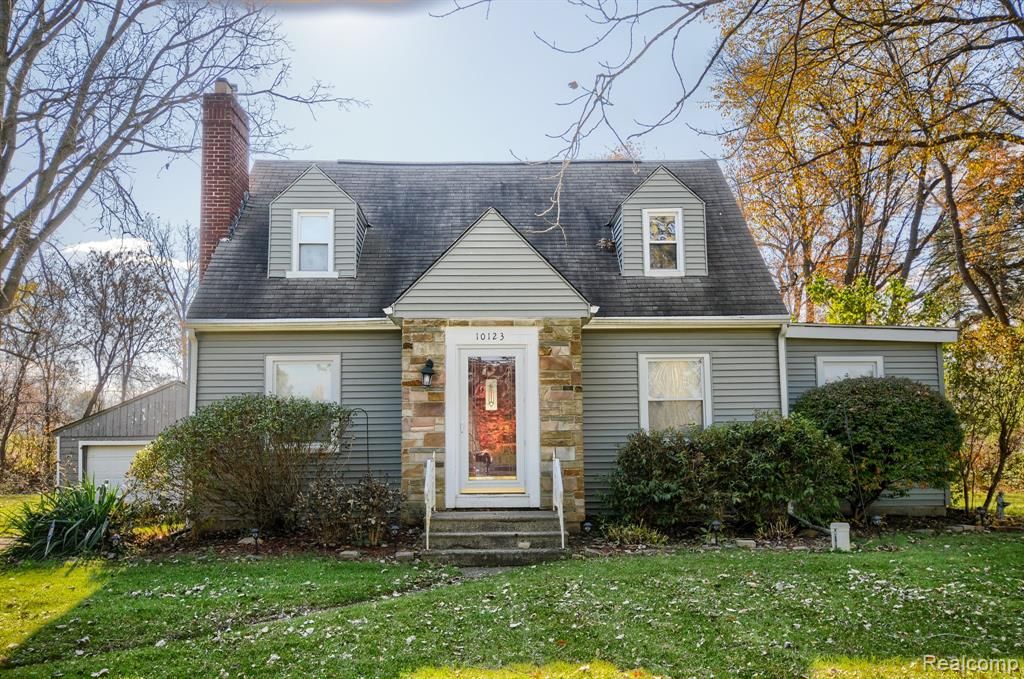 10123 Corunna Rd, Swartz Creek, MI 48473