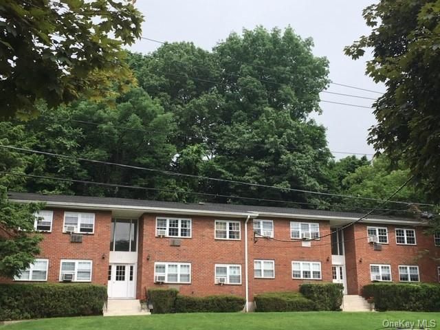 255 West St #1B, Mount Kisco, NY 10549