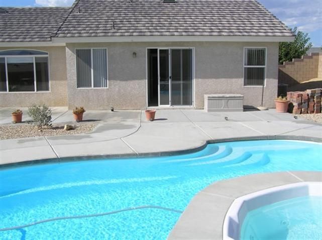 18895 Nowata Rd, Apple Valley, CA 92307
