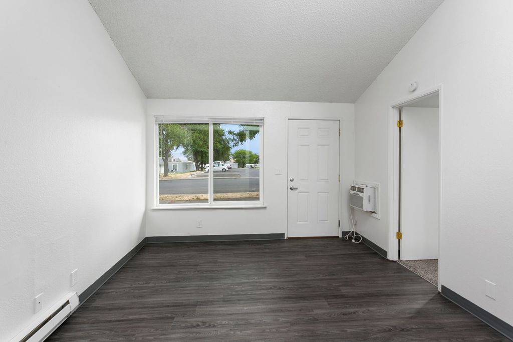 2700 SW Goodwin Ave, Pendleton, OR 97801