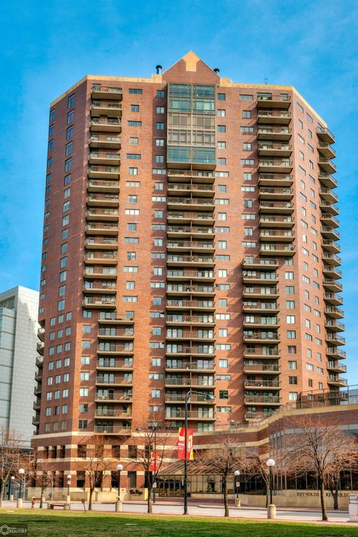 300 Walnut St 1304, Des Moines, IA 1 Bed, 1 Bath Condo 23 Photos