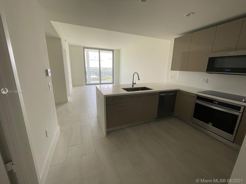 Address Not Disclosed, Sunrise, FL 33323