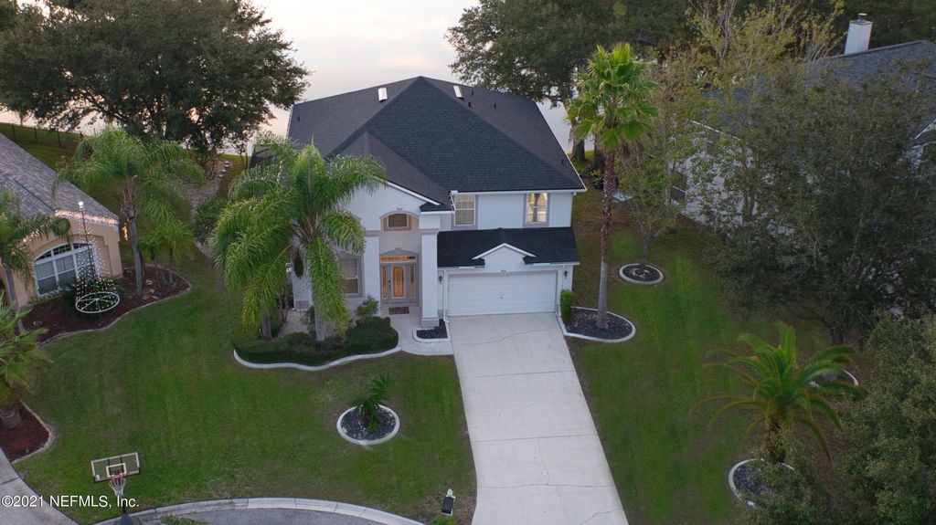 901 Autumn Green Ct, Saint Johns, FL 32259