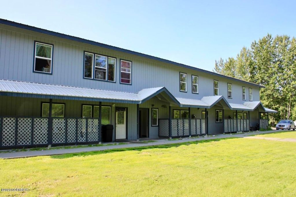 1100 E Carney Rd, Wasilla, AK 99654