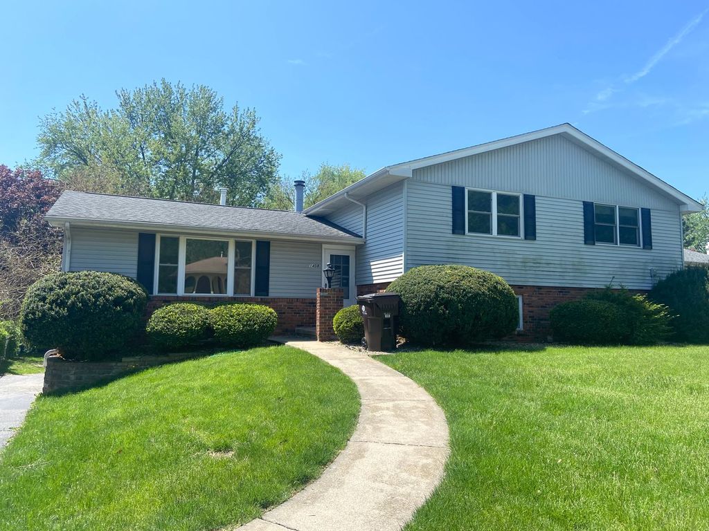 1408-10 W Daytona - Peoria, IL | Trulia